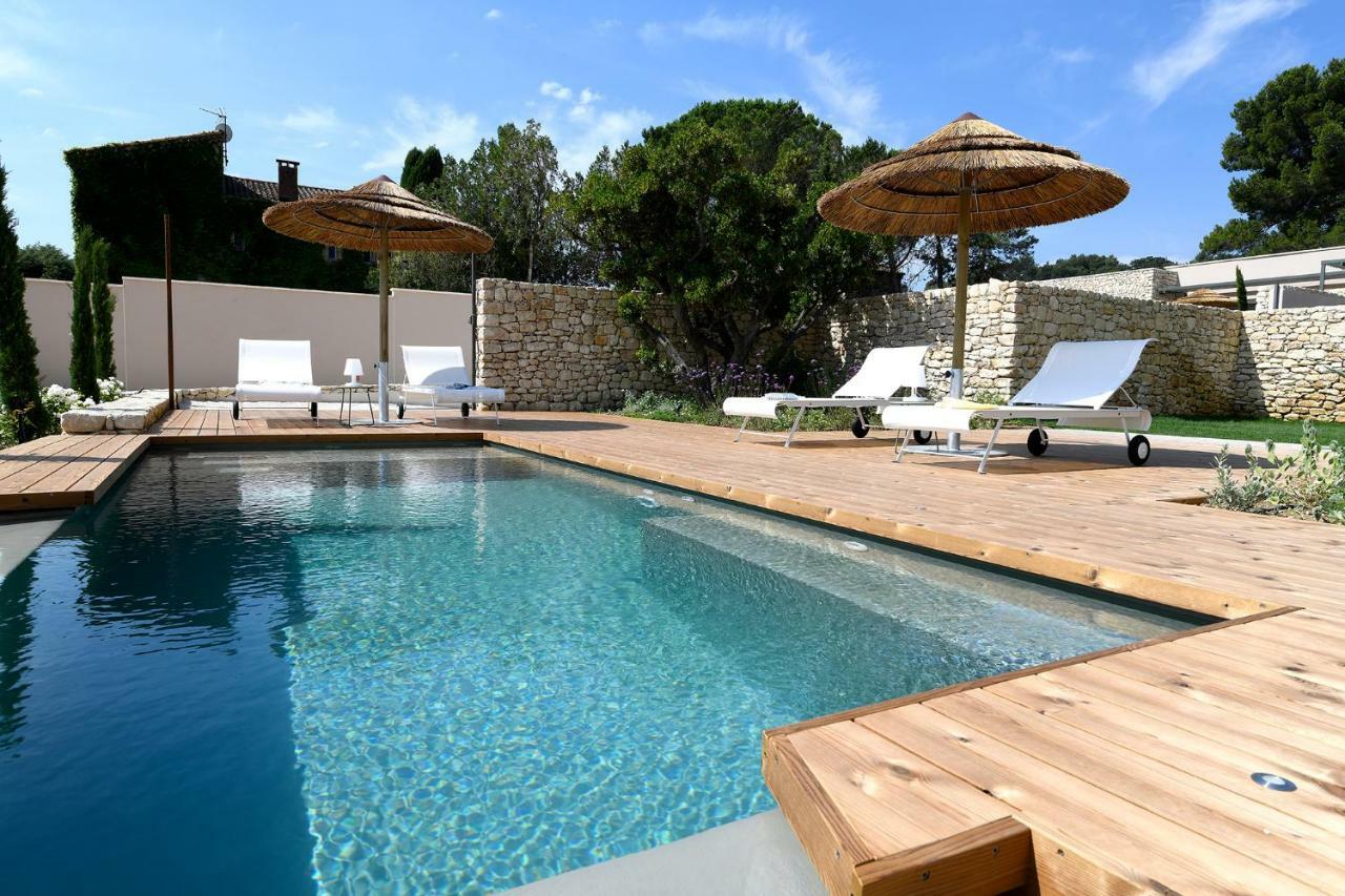 Les Loges En Provence "Villa 360" วิลเนิฟ-เลส์-อาวิญง ภายนอก รูปภาพ